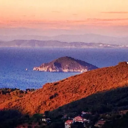 Rossa Πανσιόν